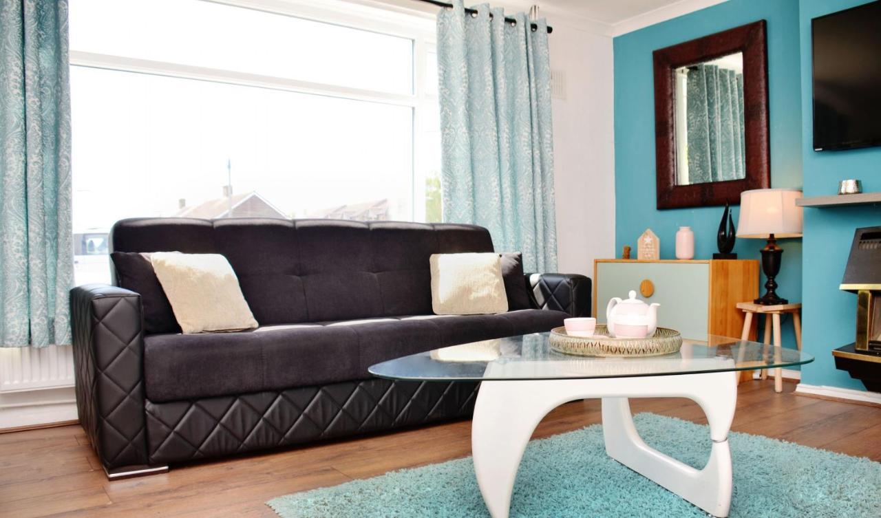 Dreams Serviced Accommodations- Staines/Heathrow Stanwell Exteriér fotografie