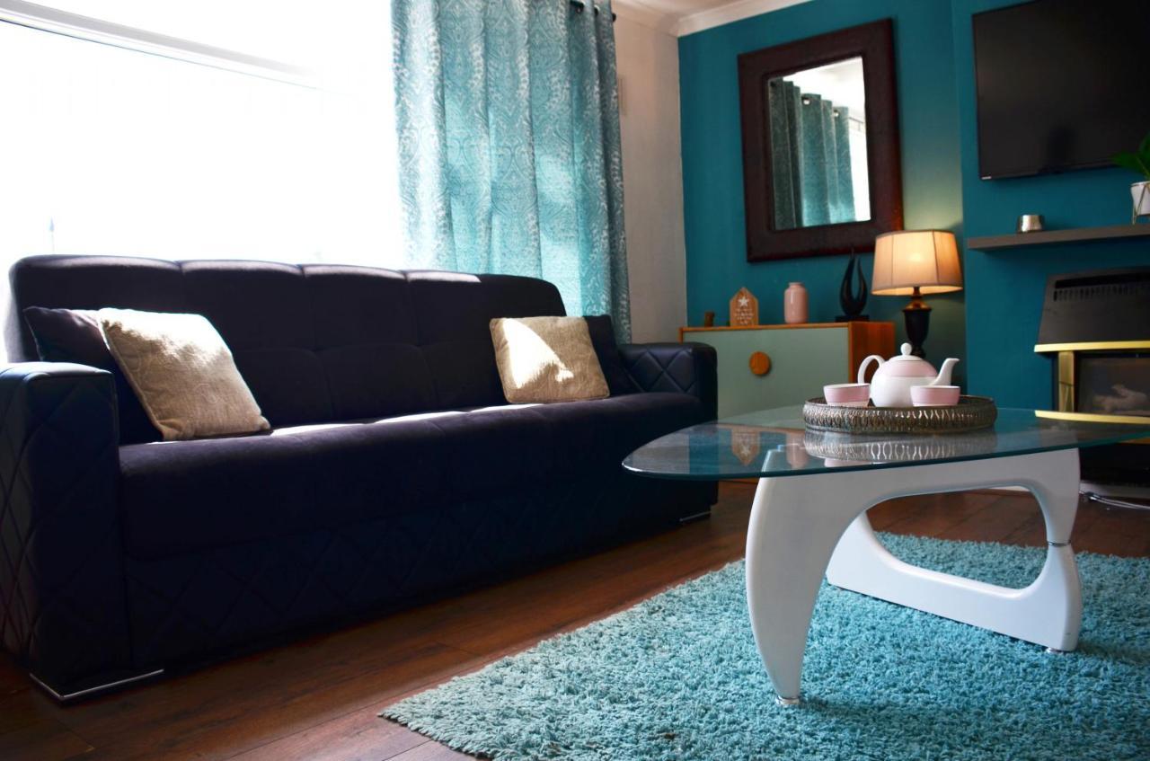 Dreams Serviced Accommodations- Staines/Heathrow Stanwell Exteriér fotografie