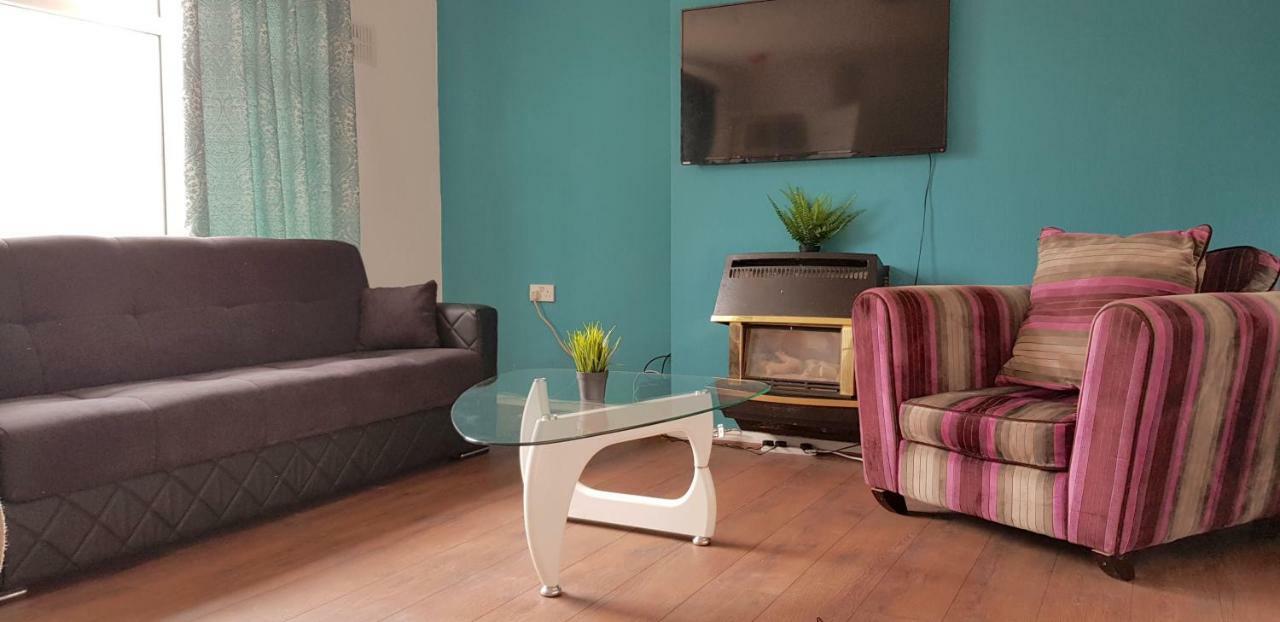 Dreams Serviced Accommodations- Staines/Heathrow Stanwell Exteriér fotografie
